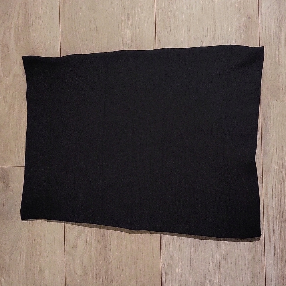 BCBGmaxazria  Bandage skirt